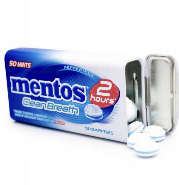Mentos Cleanbreath 2hrs Peppermint Metal Candy Display 12x35gr
